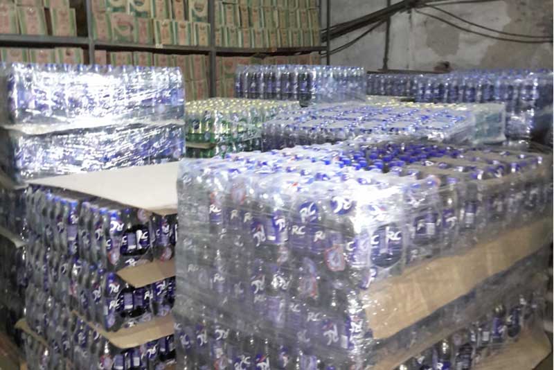 В Оренбуржье конфисковали и уничтожили свыше  20 тысяч литров газированных напитков, которые нелегально  пытались ввезти в область