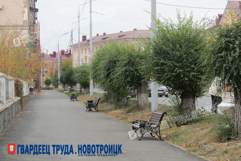 Ремонт дорожного полотна на улице Советской продолжается