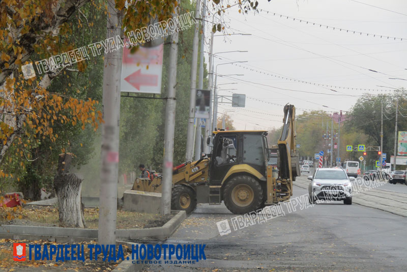 Ремонт дорожного полотна на улице Советской продолжается