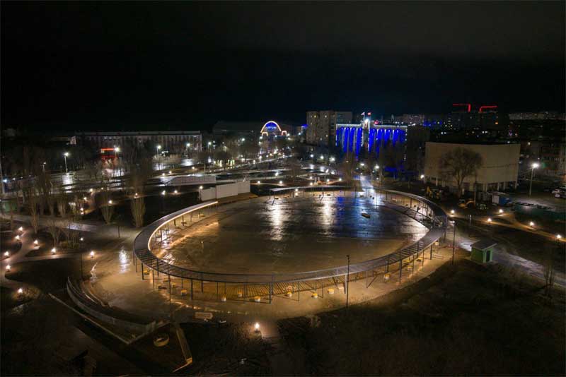 В Новотроицке завершены работы по  благоустройству центральной площади города