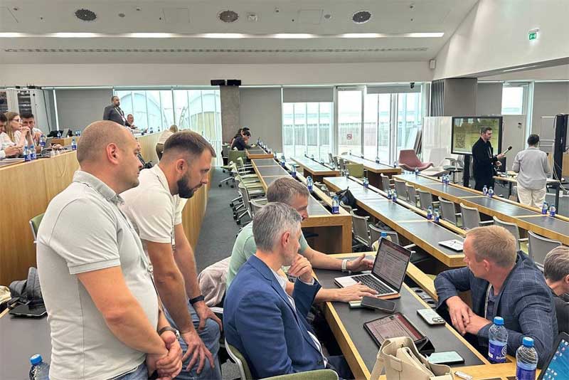 Оренбургская команда на международном форуме успешно защитила проект развития инфраструктуры беспилотной авиации