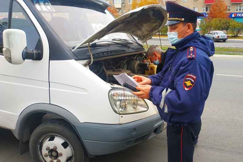 Сотрудники ГИБДД  проверили маршрутные автобусы  Орска и Новотроицка