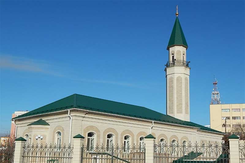 Евгений Солнцев поздравил мусульман Оренбуржья с праздником Ураза-байрам