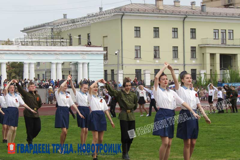 Новотроицк готовится встретить  День  Победы