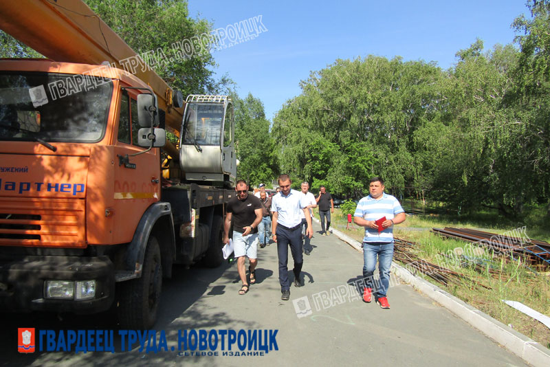 В детском лагере «Чайка» обосновались строители