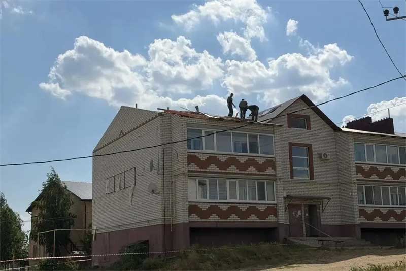 В Новоорском районе продолжаются работы по ликвидации последствий урагана