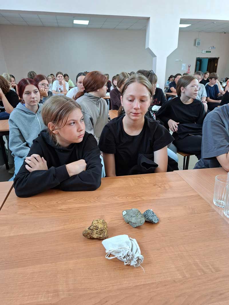 В Новотроицке лектор общества «Знание» рассказала молодежи об истории и сегодняшнем дне Оренбуржья