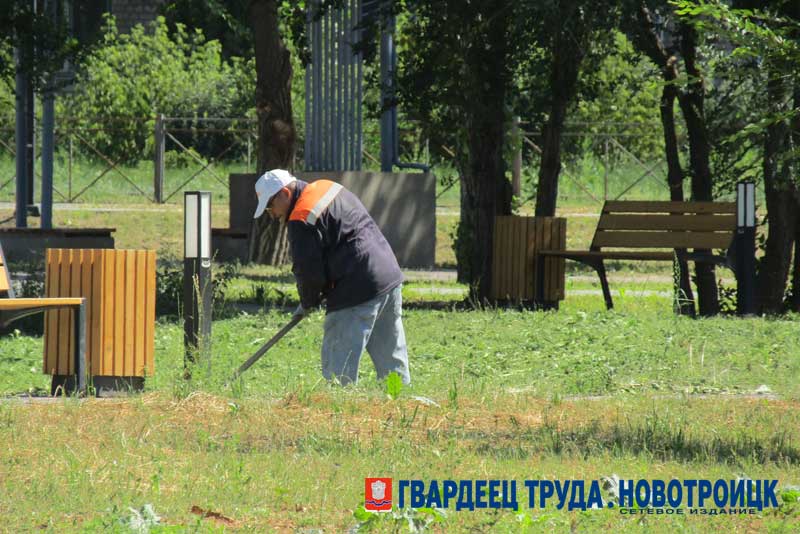 Общественные территории Новотроицка требуют постоянного ухода и ремонта