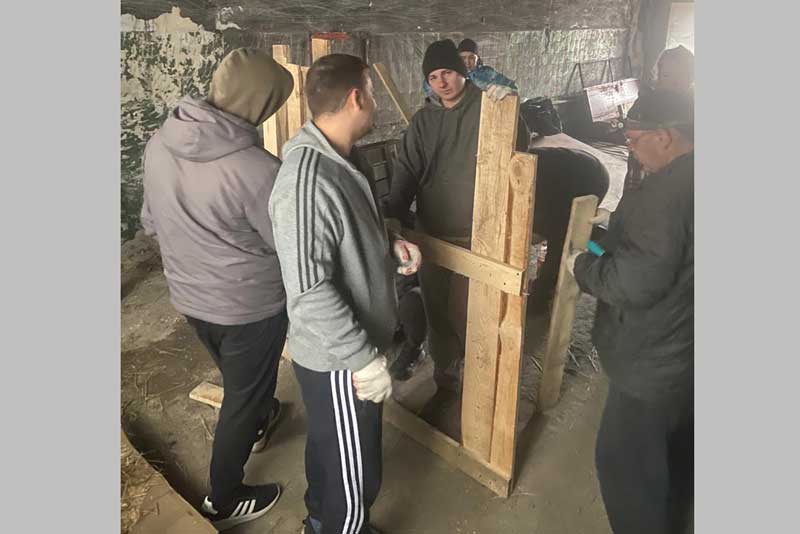 Новотроицкий завод «Оренбургский пропант» поддержал волонтёров в создании Центра помощи животным