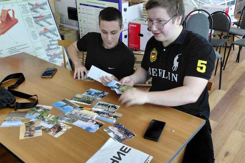 В Новотроицке лектор Общества «Знание» Наталья Князева представила студентам многогранный портрет Оренбуржья