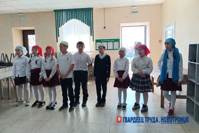 Уроки толерантности в Соборной мечети Новотроицка