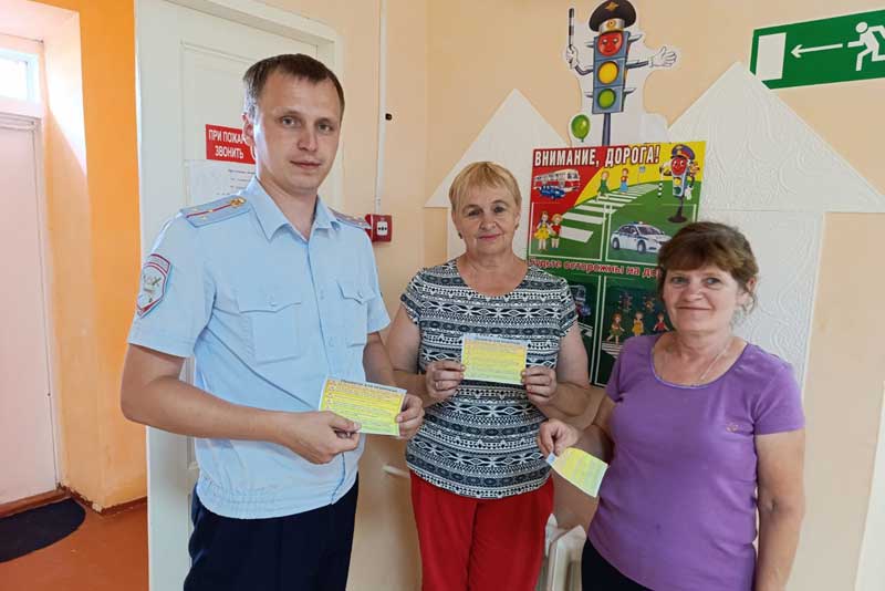 Сотрудники Госавтоинспекции посетили  детский сад  поселка Новорудный  
