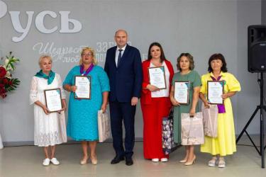 В Оренбургской области созданы 74 приемные семьи для пожилых людей и инвалидов