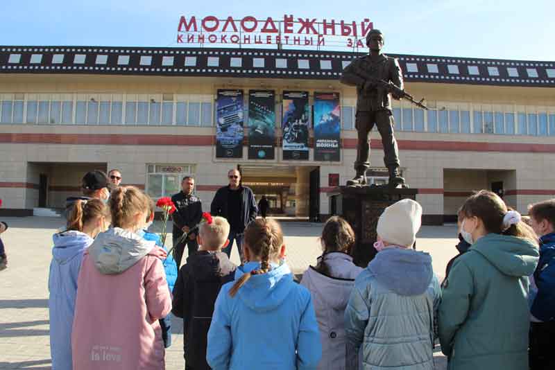 Время не властно над подвигом Героя-земляка