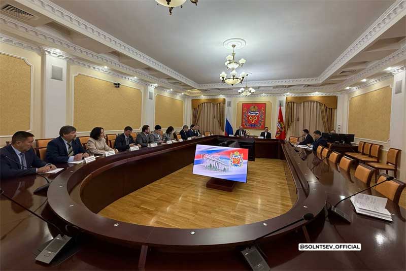 Евгений Солнцев провёл встречу с Генеральным консулом Исламской Республики Иран в Казани Давудом Мирзахани