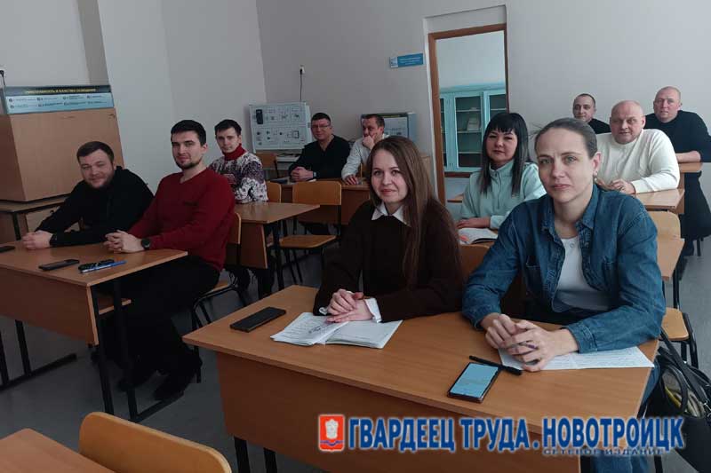 У новотроицких студентов в разгаре зимняя сессия