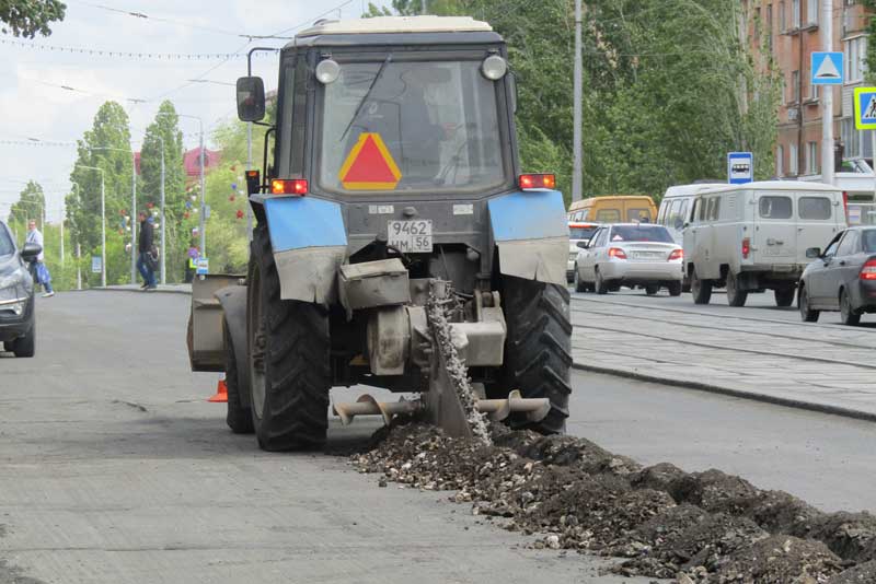 В Новотроицке приступили к замене водовода на улице Советской. Движение транспорта ограничено