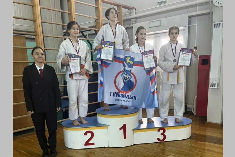  Новотроицкие спортсмены  успешно выступили на представительном турнире по дзюдо