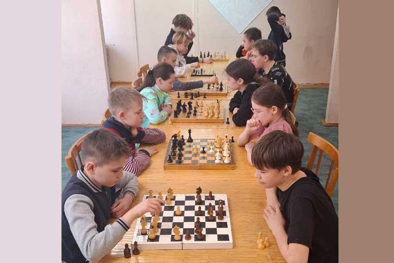 В Новотроицке провели детский шахматный турнир «Белая Ладья»