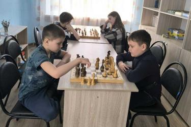 В Новотроицке провели детский шахматный турнир «Белая Ладья»