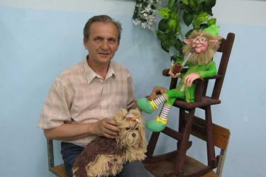 За рамками школьных уроков. Педагог Борис Вежняев