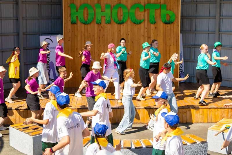 В Оренбуржье назвали победителей фестиваля детских оздоровительных лагерей «Лето без границ»