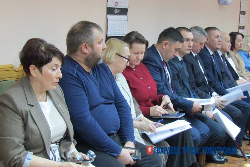 Новотройчанам рассказали, как передать показания счетчиков по горячей воде