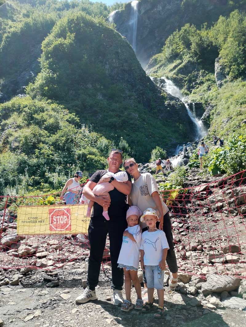 Вместе весело шагать... по жизни. Многодетная семья Буданцевых