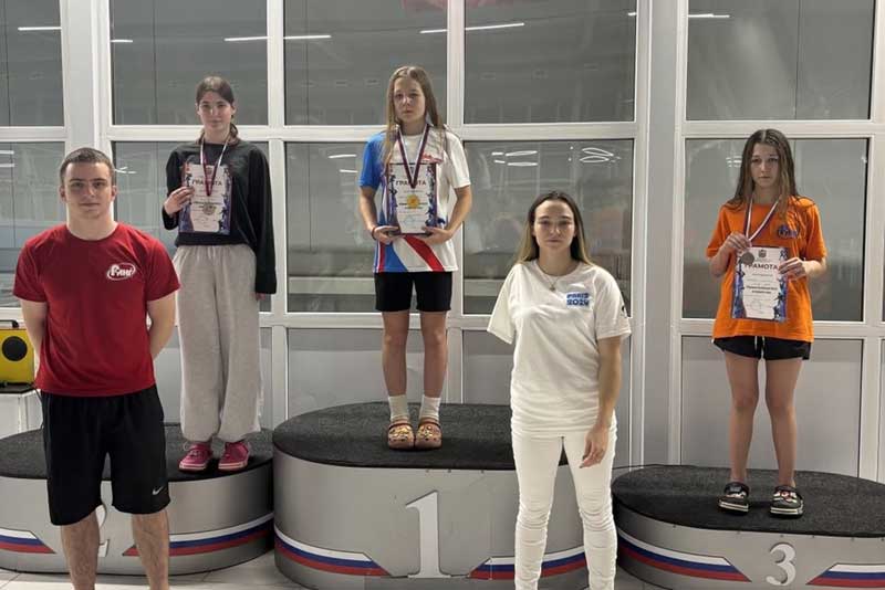 Новотроицкие пловцы лидируют на первенстве Оренбуржья по подводному спорту