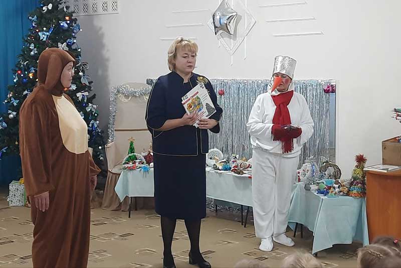 Новотроицкие дошколята стали участниками конкурса «Новогодняя игрушка своими руками»