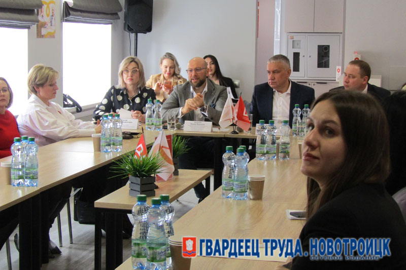 Состояние новотроицкой медицины вновь оказалось в центре внимания