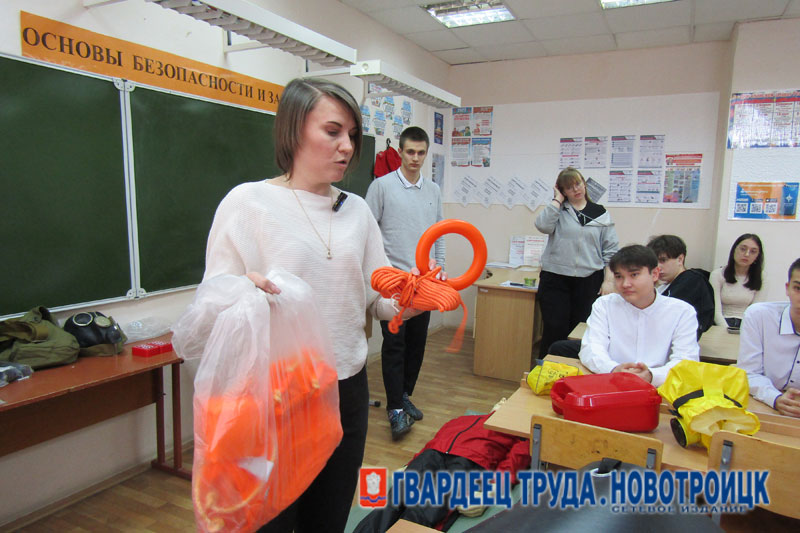 В Новотроицке инициативы учащихся поддерживает 