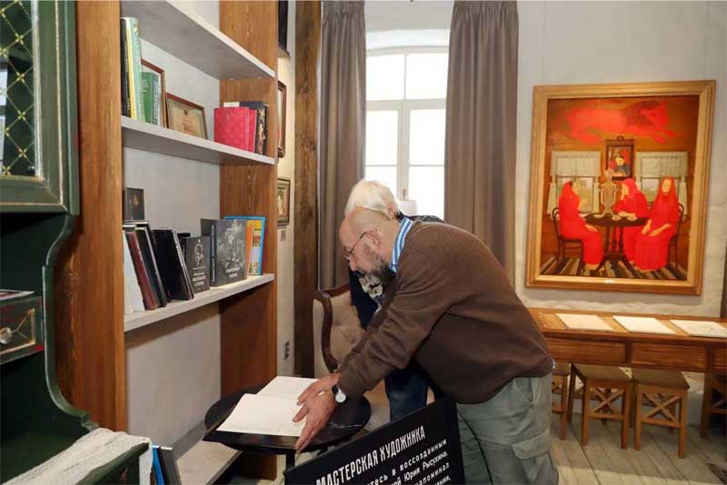 Два известных российских художника будут работать в Оренбурге
