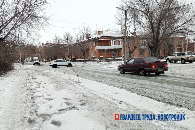 Для курсантов автошкол с 1 марта увеличат количество часов практического вождения автомобилей
