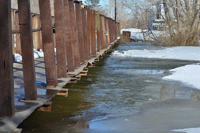 В ожидании большой воды