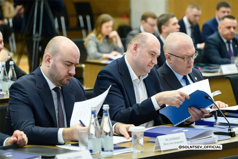 На заседании Совета под председательством полномочного представителя Президента России в ПФО И. Комарова обсудили демографическую ситуацию в сельских территориях