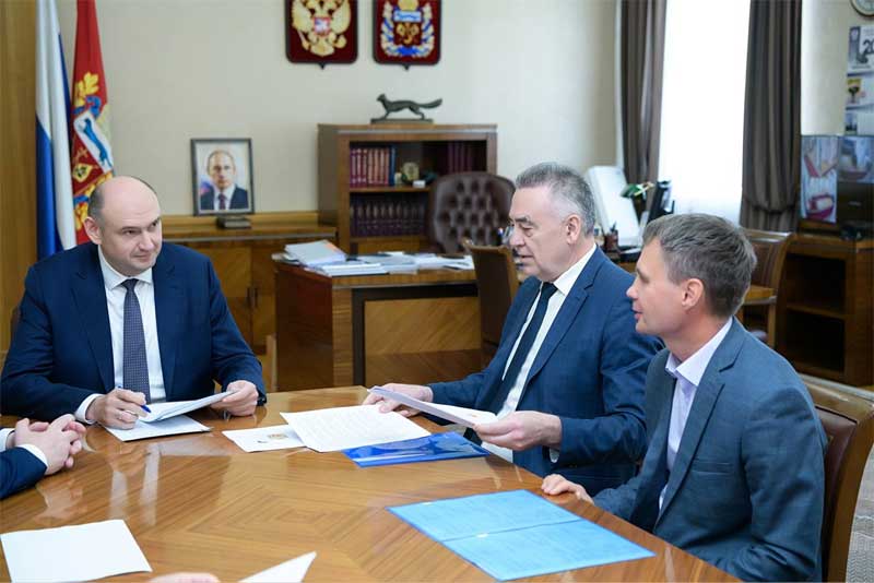 Евгений Солнцев встретился с региональным руководством ПАО «Т Плюс» и АО «ЭнергосбыТ Плюс»