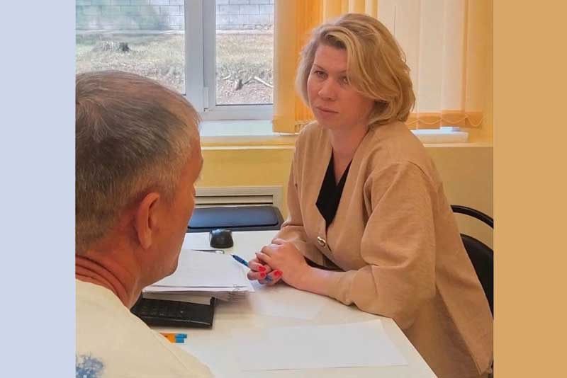 Медицинский психолог из Оренбурга провёл приём участников СВО в Пономарёвке