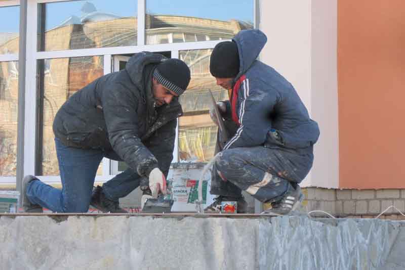 Ремонт Библиотеки семейного чтения продолжат и зимой (фото)