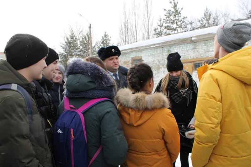 «Студенческий десант»  в полиции Новотроицка (фото)