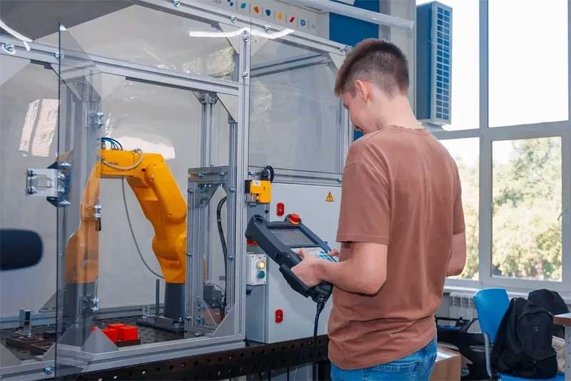 Сегодня, 28 апреля, в Оренбуржье стартует областной чемпионат «Абилимпикс – 2026»