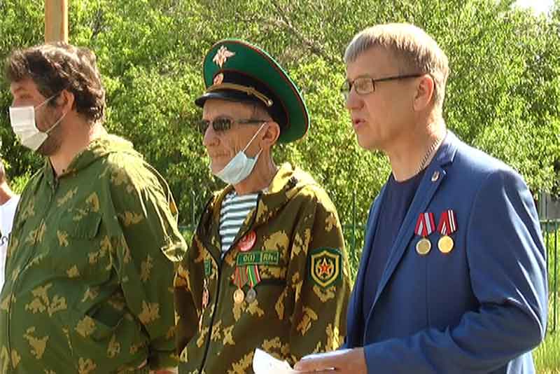 В Новотроицке отметили День пограничника (фото)