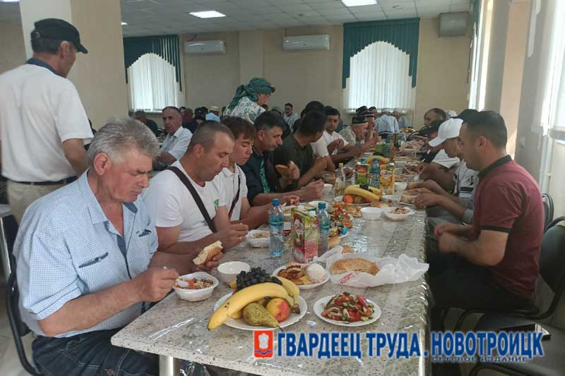 В многонациональном  Новотроицке отметили священный праздник  Курбан-байрам