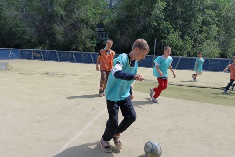 В Новотроицке прошли соревнования Лиги дворового футбола