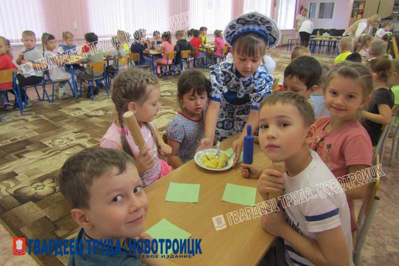 Дошколят познакомили   с народными традициями 