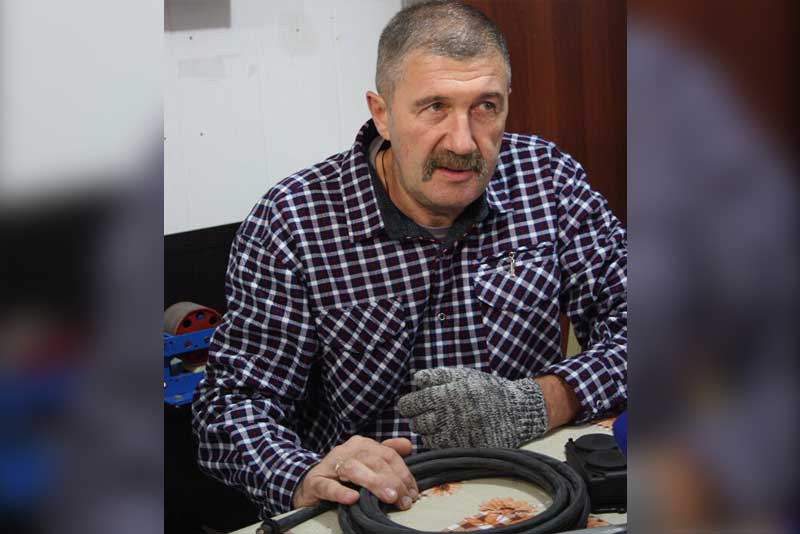 Ветеран СВО из Оренбуржья занимается выпуском морозостойких удлинителей и создает рабочие места