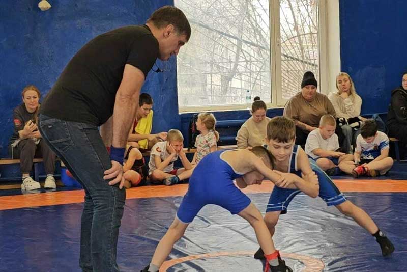 В Новотроицке воспитанники спортивной школы «Спартак» свои  победы на турнире посвятили  мамам