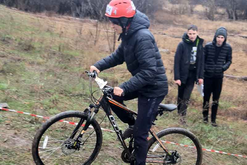 Новотроицкие туристы уверенно заявили о себе на областных соревнованиях (фото)