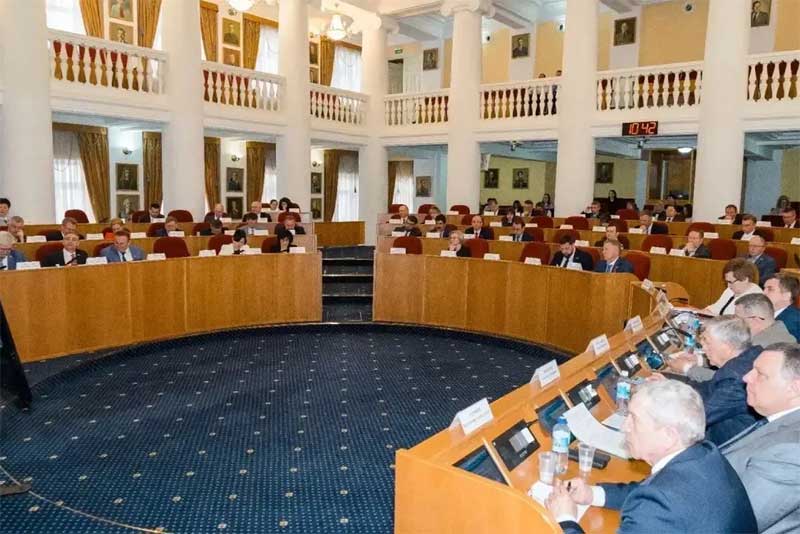 В Оренбуржье расширился перечень региональных наград: это знак отличия «За трудовую доблесть»