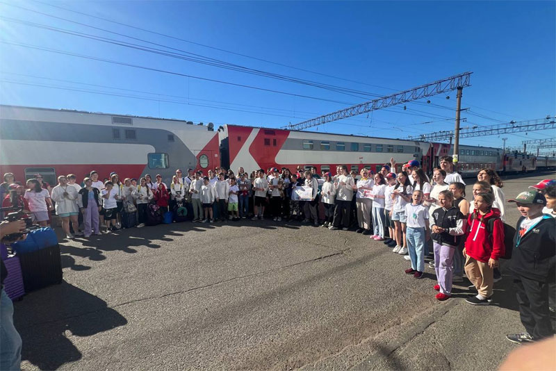 28 мая из Международного детского центра «Артек» вернулись 100 оренбургских ребят